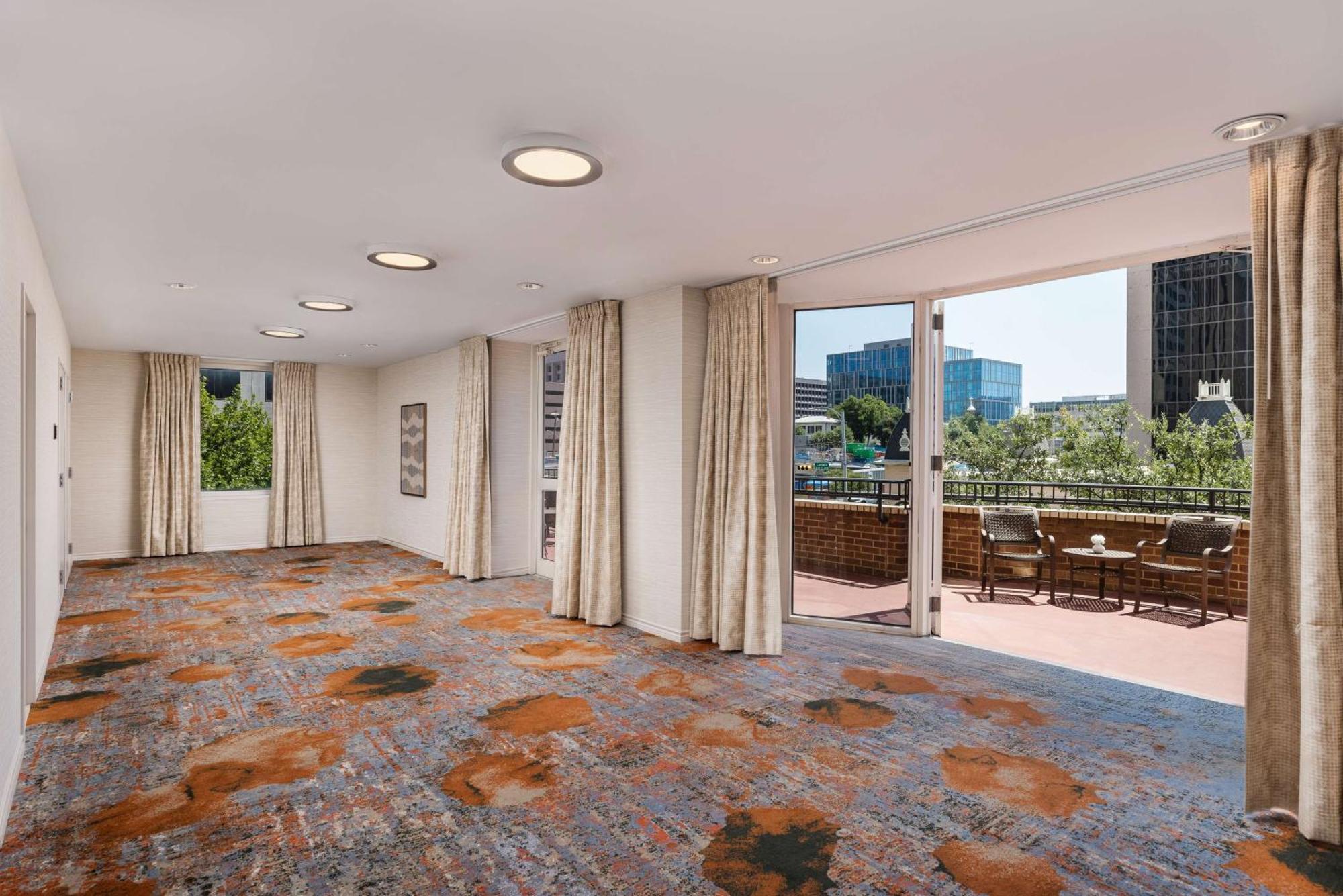 Doubletree Suites By Hilton Austin Downtown Capitol Luaran gambar